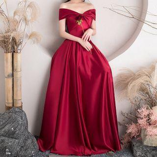 Off-shoulder A-line Gown