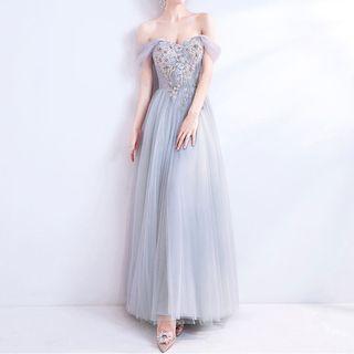 Off-shoulder Floral Embroidered A-line Mesh Evening Gown