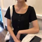 Short-sleeve Buttoned Square Neck T-shirt