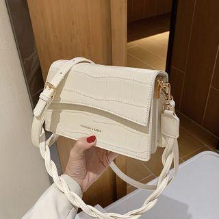 Woven Strap Plain Flap Crossbody Bag