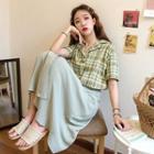 Plaid Loose-fit Short-sleeve Shirt / Plain A-line Skirt