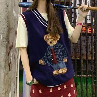 Bear Print Knit Vest / Sweater