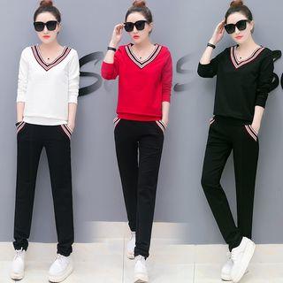 Set : V-neck Long-sleeve Top + Sweatpants