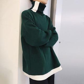 Color Block Turtleneck Pullover