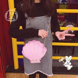 Glitter Scallop Shoulder Bag