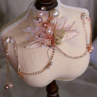 Wedding Faux Pearl Flower Headpiece / Hair Clip
