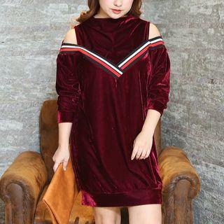 Long-sleeve Shoulder Cut Out Velvet Dress
