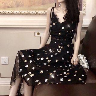 Spaghetti Strap Star Pattern A-line Midi Dress