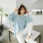Raglan-sleeve Slit-side T-shirt