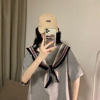 Mock-two-piece Neck-tie T-shirt