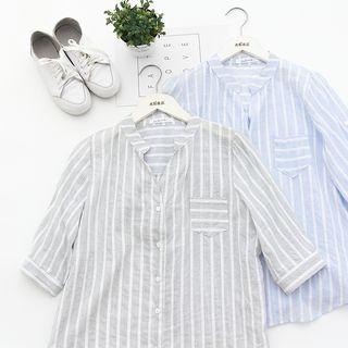 Striped Split Neck 3/4 Sleeve Shirt