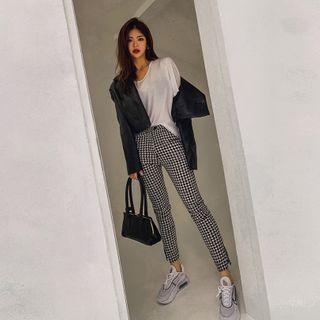 Slit-side Houndstooth Skinny Pants