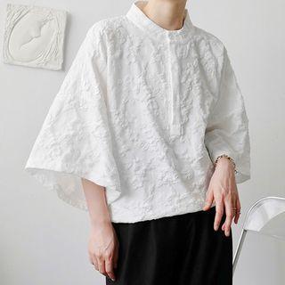 3/4-sleeve Plain Embossed Top