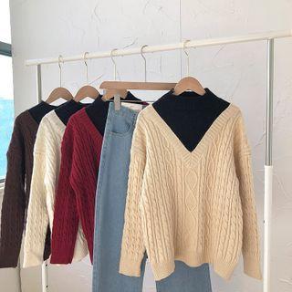 Mock Two-piece Long-sleeve Cable-knit Sweater