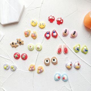 1 / 15 Pair Set: Resin Monster Earring (various Designs)