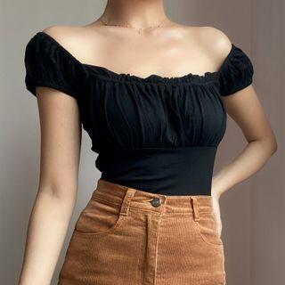 Ruffle Trim Plain Cropped T-shirt