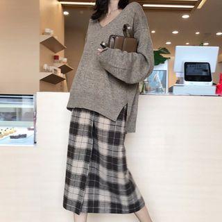 V-neck Sweater / Plaid A-line Midi Wrap Skirt