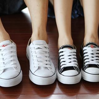 Canvas Couple Sneakers