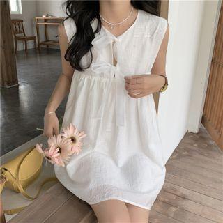 Sleeveless Bow Accent Mini Smock Dress White - One Size