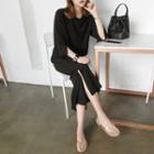 Set: Round-neck T-shirt + Slit-side Pants