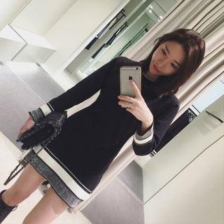 Color-block Crewneck Knitted Dress