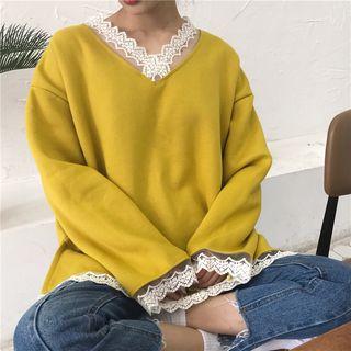 Color-block Lace V-neck Loose-fit Top