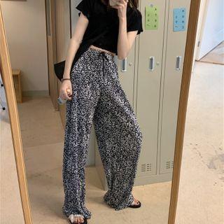 Short-sleeve Cropped T-shirt / Leopard Print Wide Leg Pants