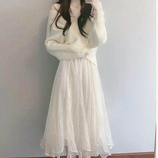 V-neck Wrap Sweater / Midi A-line Skirt