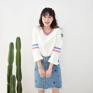 V-neck Slit-sleeve Striped T-shirt