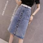 Set: Short-sleeve V-neck T-shirt + Denim Midi A-line Skirt