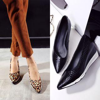 Pointed Genuine Leather Wedge Pumps