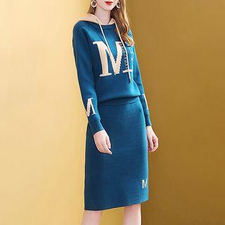 Set: Hooded Printed Sweater + Knit Skirt