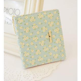 Floral Print Metal Accent Bifold Short Wallet