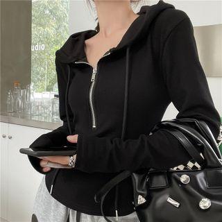 Zip-up Round Hem Hooded T-shirt / High Waist Heart Printed Sweatpants