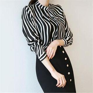 Keyhole-back Zebra Print Blouse