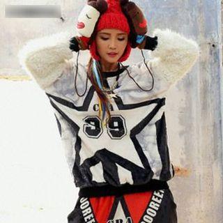 Furry-sleeve Printed Fleece Pullover