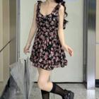 Wood Ear Trim Floral Spaghetti-strap Dress
