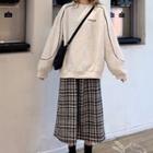 Contrast Lining Sweatshirt / Plaid Midi A-line Skirt