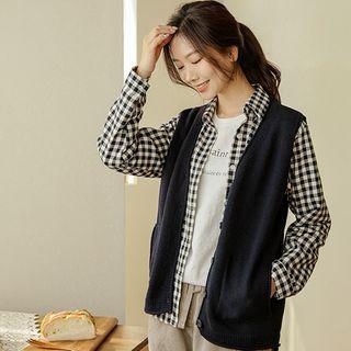 Patch-pocket Buttoned Woolen Vest