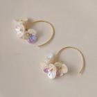 Flower Resin Dangle Earring B-379 - 1 Pair - Gold & White - One Size