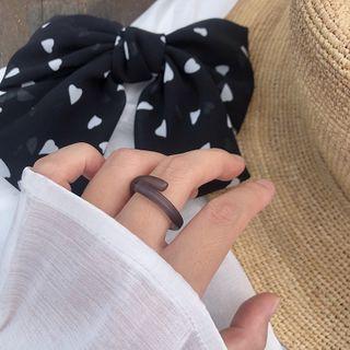Acrylic Wrap Around Ring
