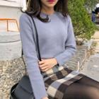 Round-neck Sweater In 11 Colors