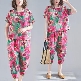 Set: Short-sleeve Floral T-shirt + Capri Harem Pants