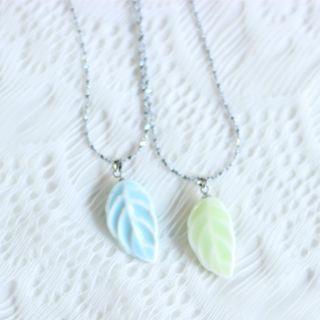 Ceramic Leaf Necklace