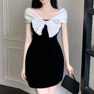 Cap-sleeve Bow Bodycon Dress