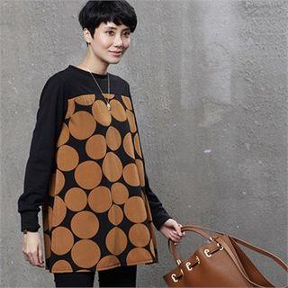 Dot Pattern T-tone Boxy Top