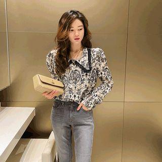 Lace-collar Printed Blouse