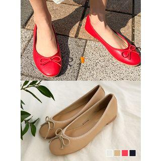 Round-toe Ballet Flats