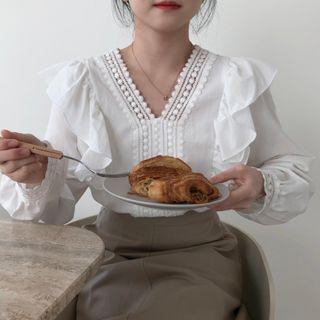 Long-sleeve Lace Trim Ruffled Plain Blouse