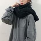 Plain Scarf / Printed Pullover